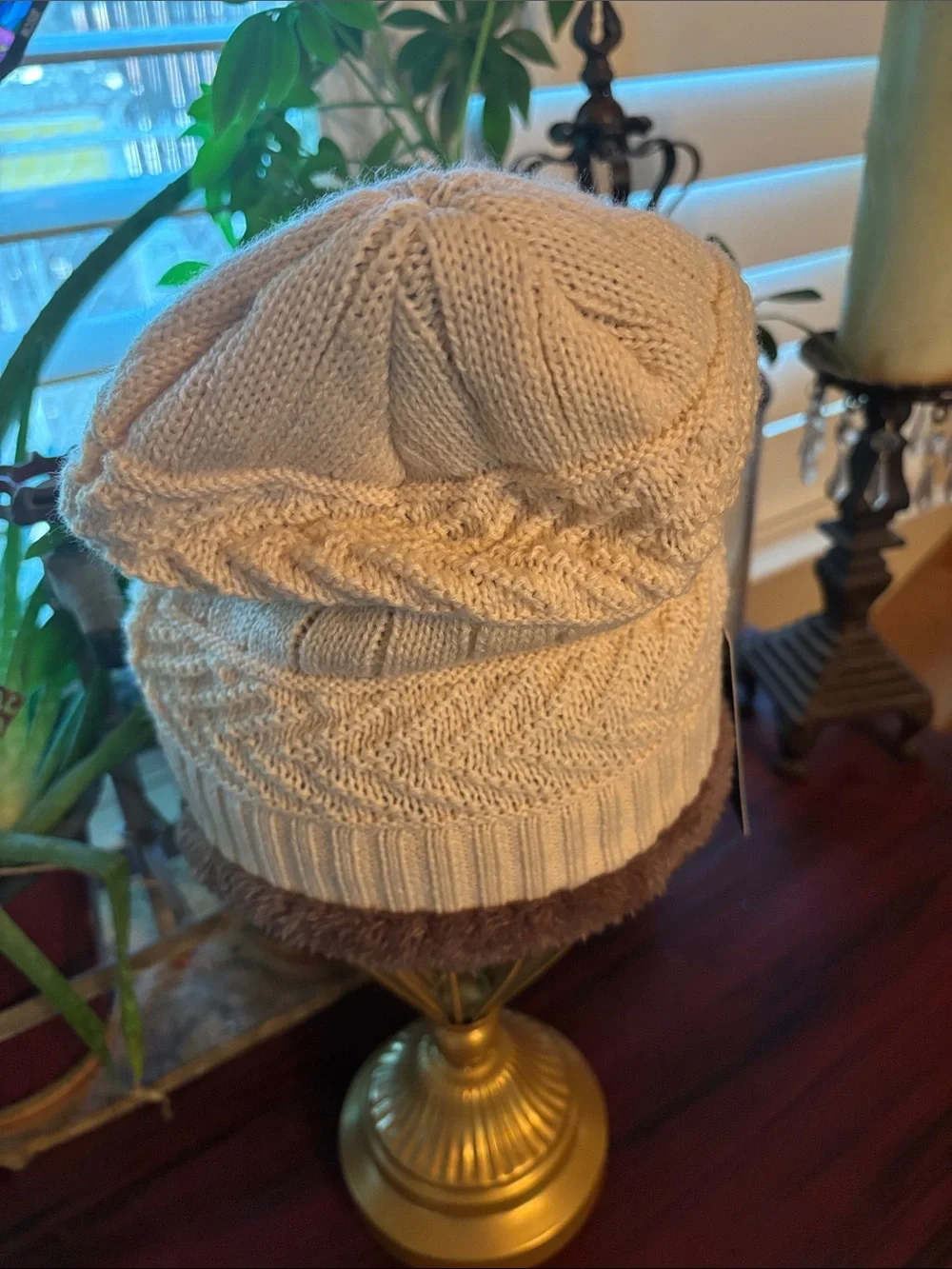 Hindawi Cream Knit Beanie Hat with Faux Fur Trim